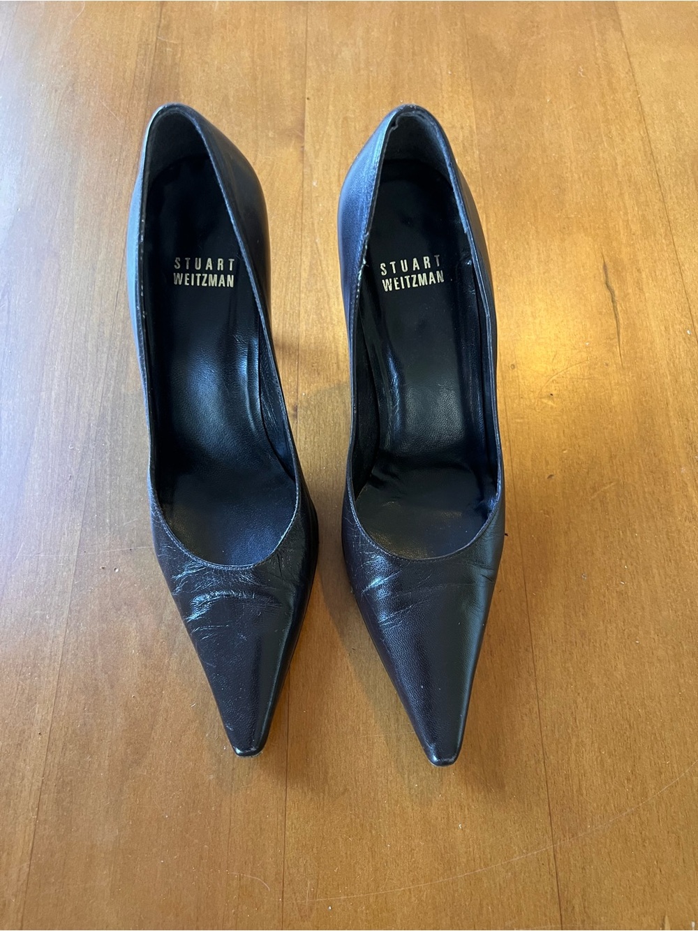 Stuart Weitzman dark brown Pointed-Toe Leather Pumps